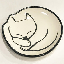 Load image into Gallery viewer, Sleeping Animal Dish Cat Kitten
